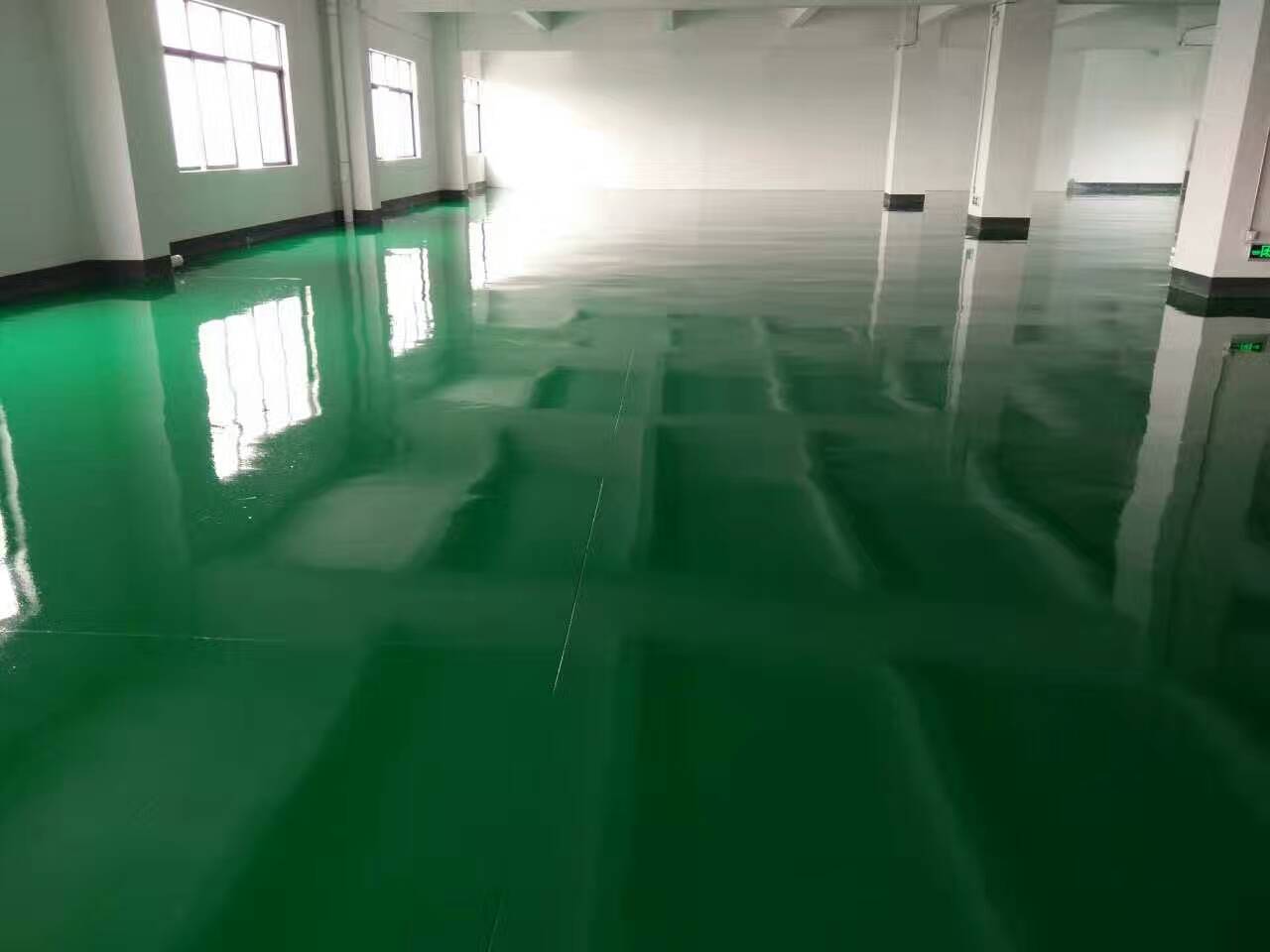 295458359.jpg